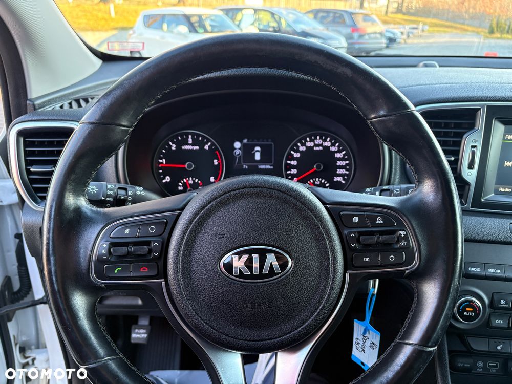 Kia Sportage 2.0 CRDI 4WD Automatik Vision - 17