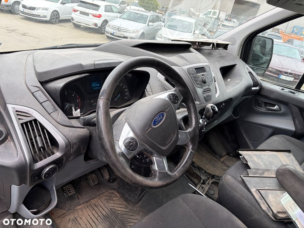 Ford Transit Custom - 8