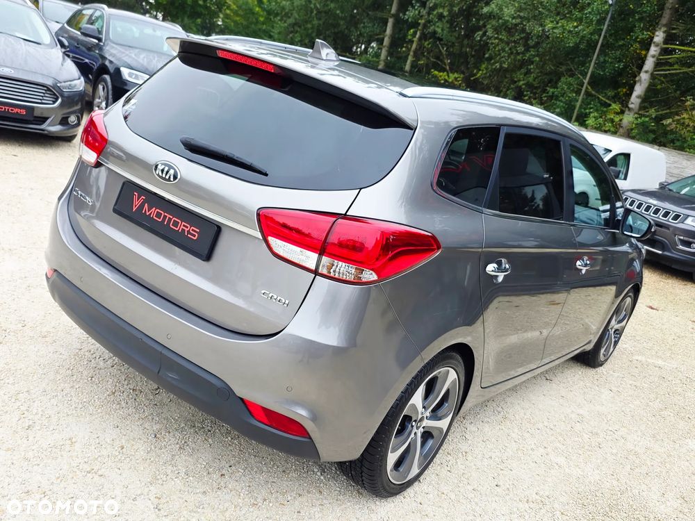 Kia Carens 1.7 CRDi XL 7os DCT - 38