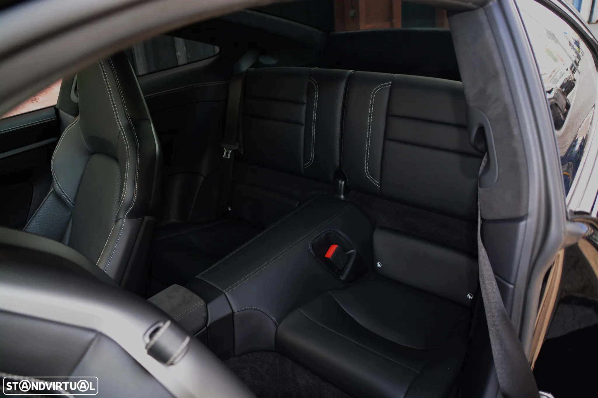 Porsche 911 (992) Carrera 4S PDK - 30