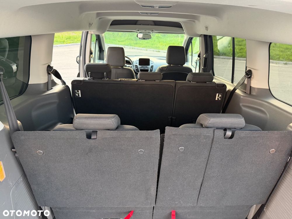 Ford Tourneo Connect Grand - 15