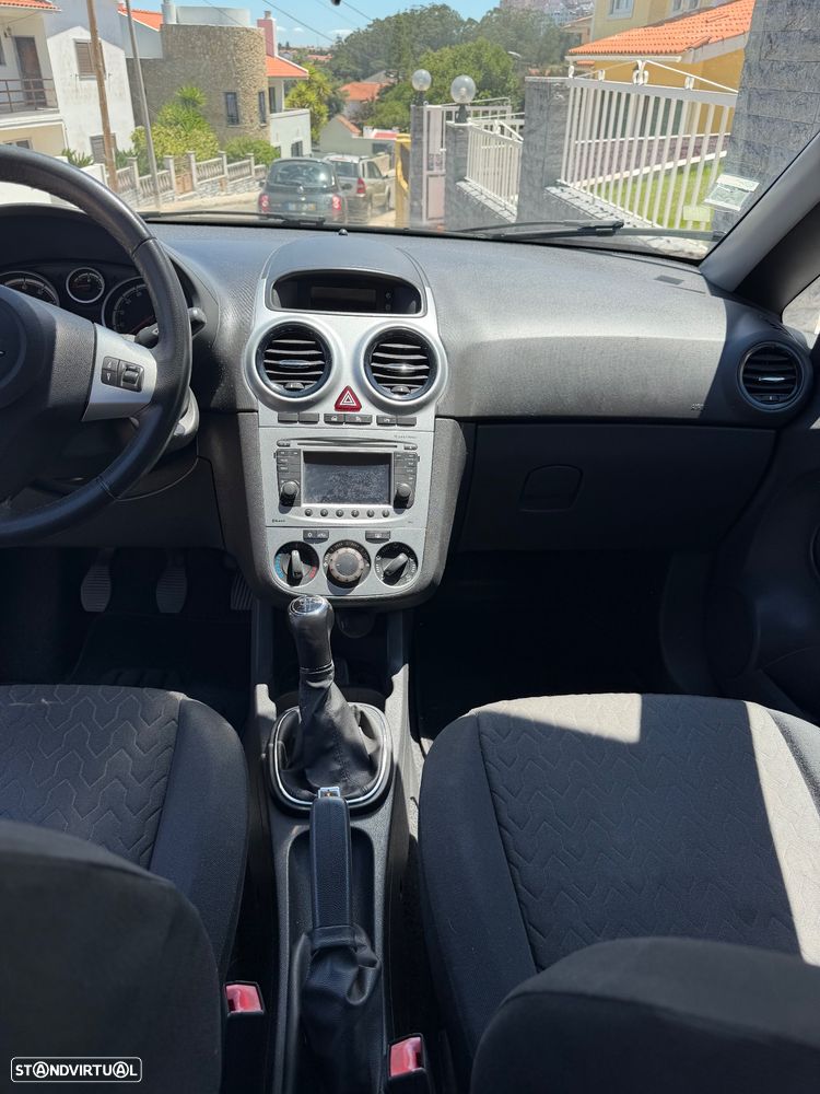 Opel Corsa 1.2 Go! FlexFuel - 8