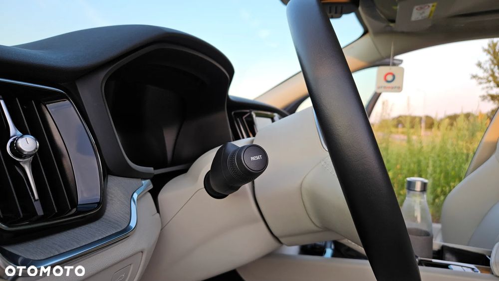 Volvo V60 B4 D Inscription - 15