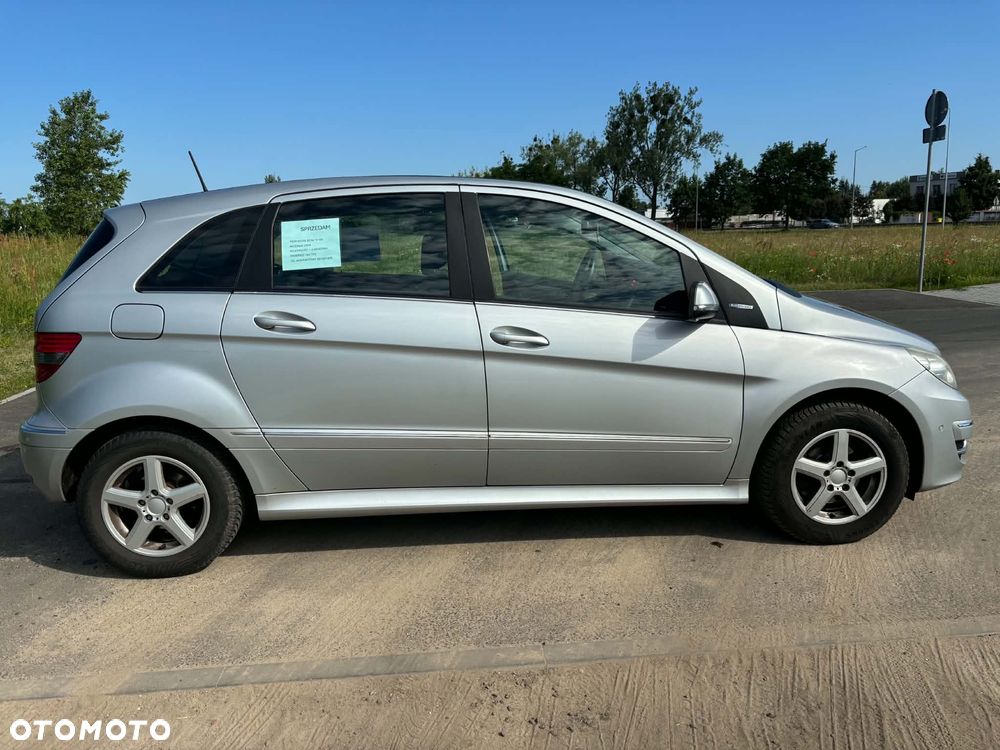 Mercedes-Benz Klasa B 160 BlueEFFICIENCY SPORT EDITION - 12
