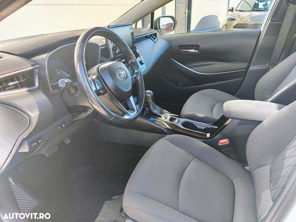 Toyota Corolla 1.8 HSD Business - 9