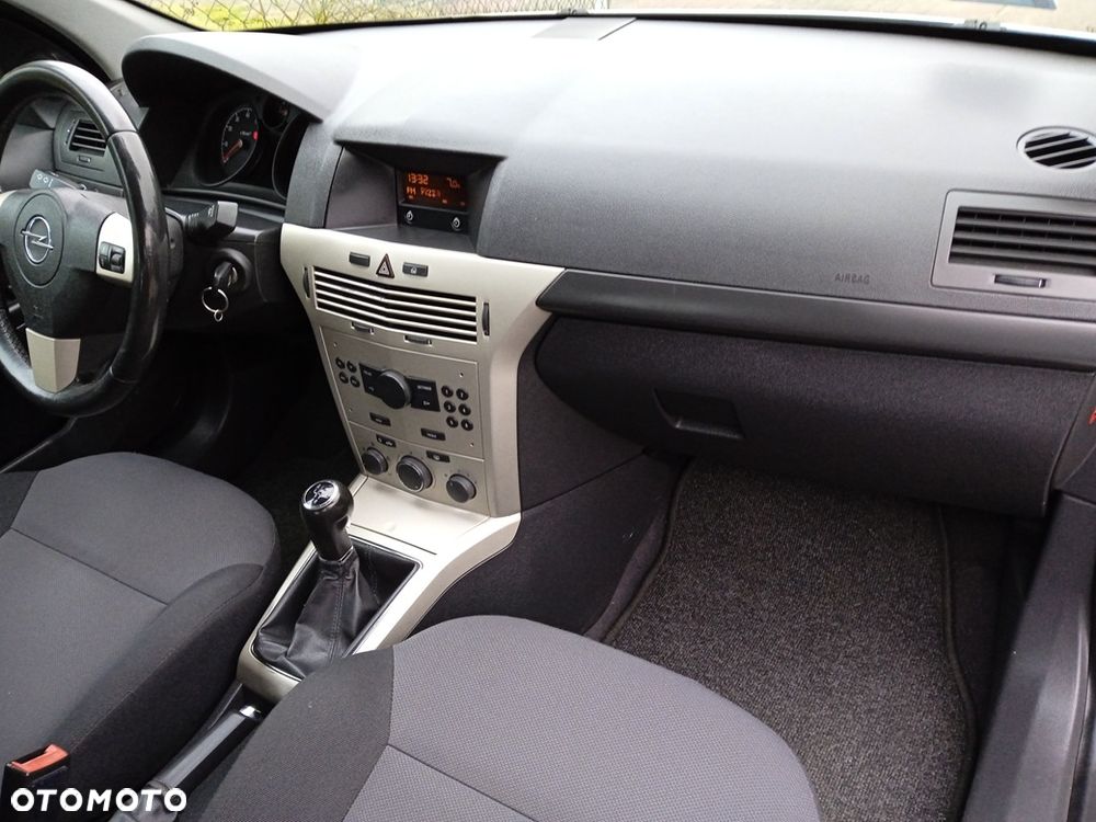Opel Astra 1.4 - 13
