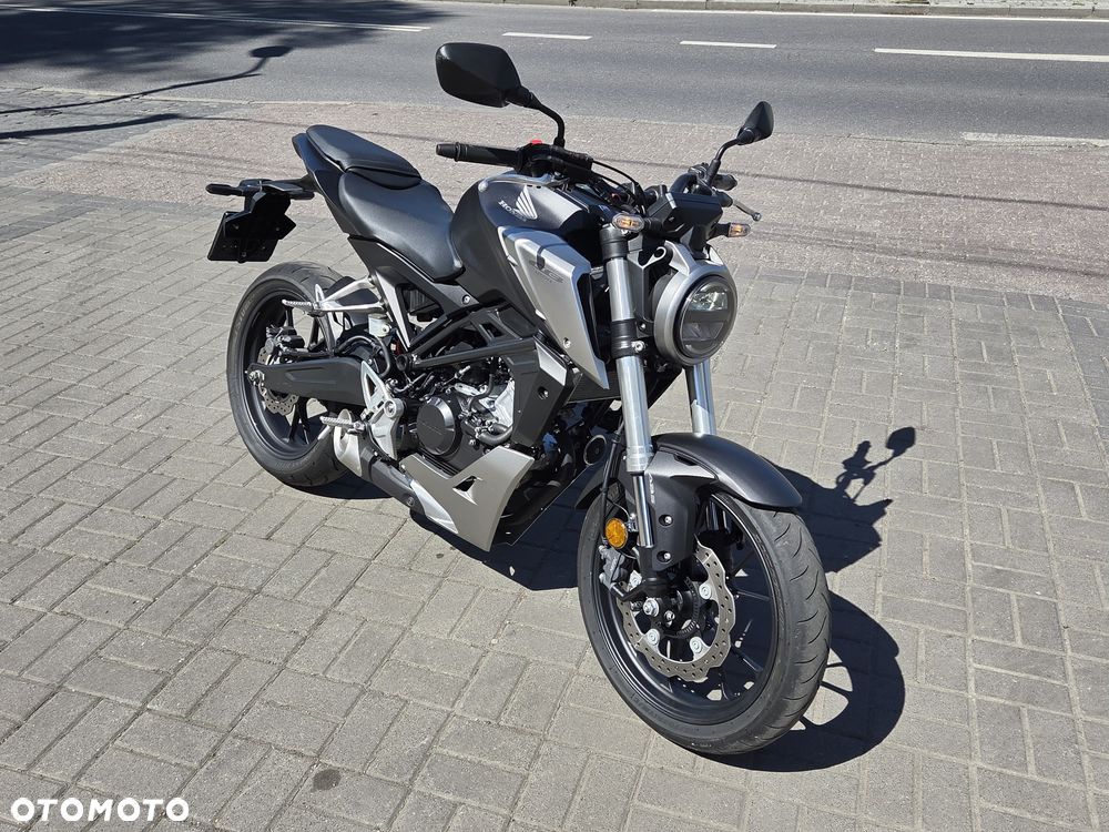 Honda CB - 10