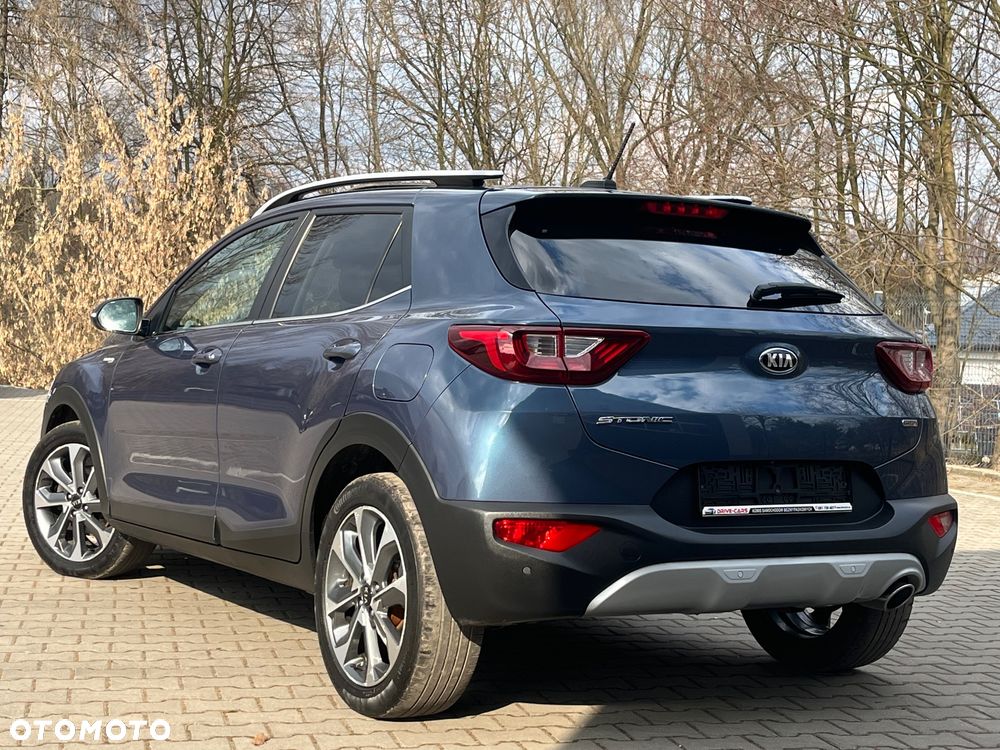 Kia Stonic - 4