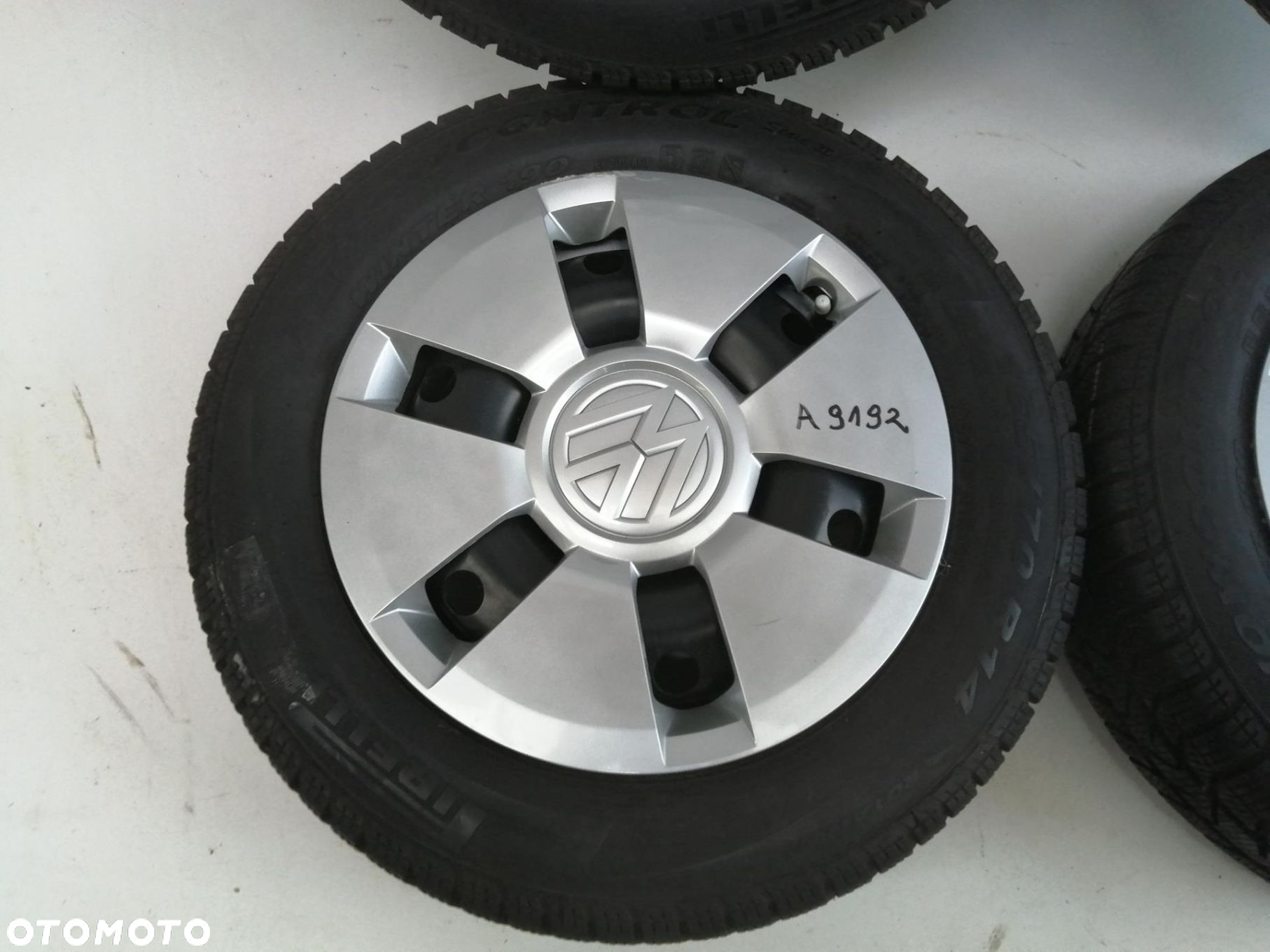 Koła 4x100 14 Vw Up Pirelli  8mm (A9192) - 4