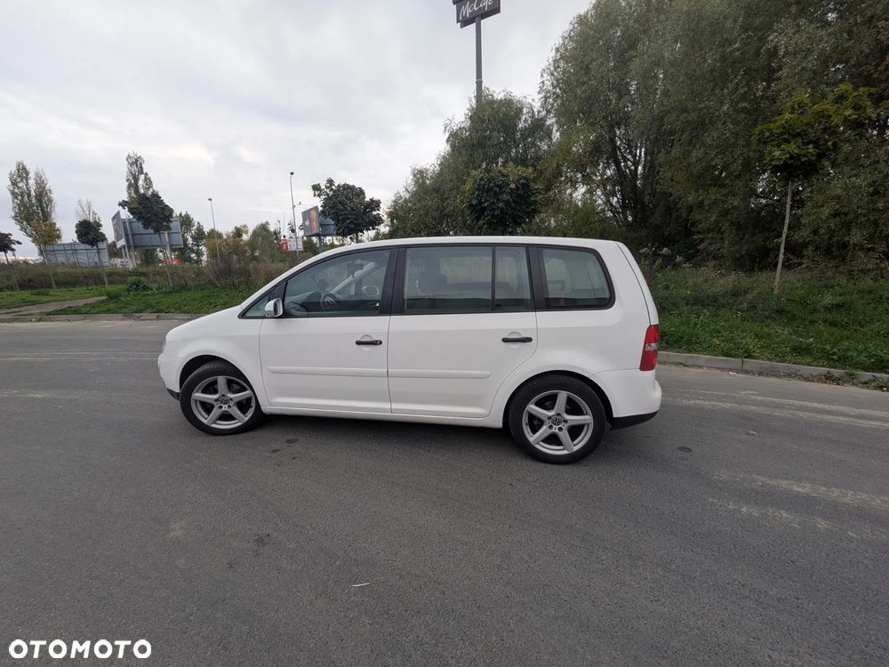 Volkswagen Touran 1.9 TDI Basis - 11