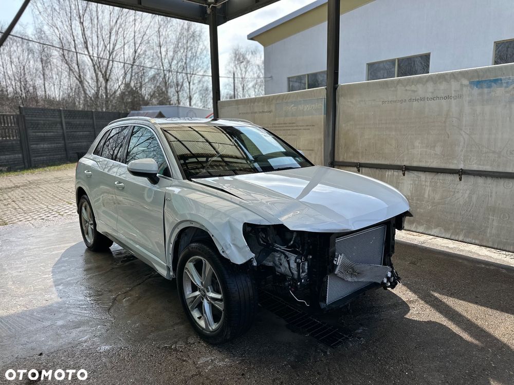 Audi Q3 45 TFSI Quattro S tronic - 3