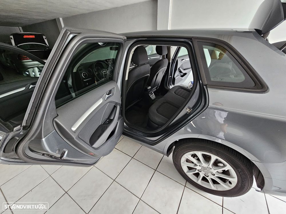 Audi A3 Sportback 1.6 TDI Attraction - 13