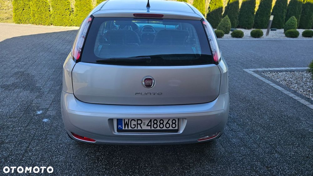 Fiat Punto 1.2 Young - 8