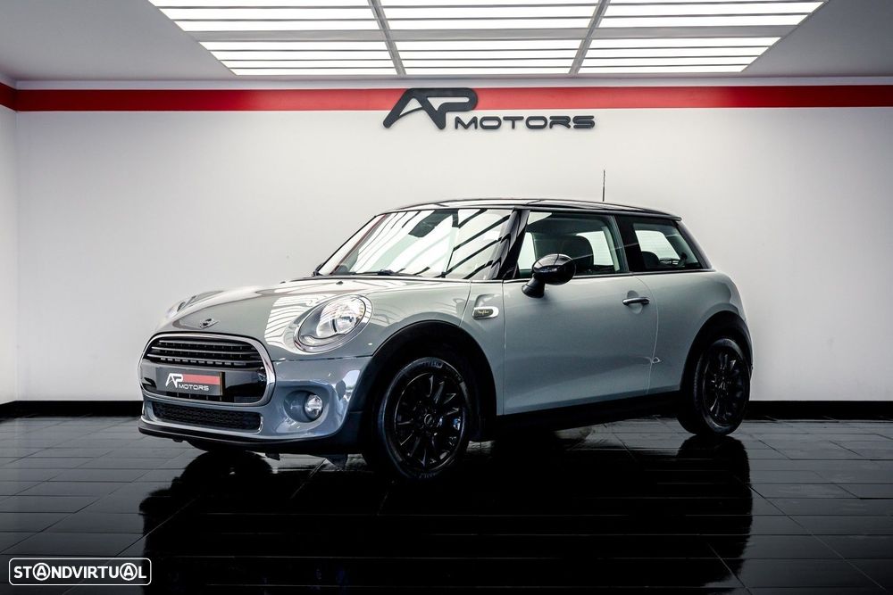 MINI 3 Portas Cooper D Aut. - 2