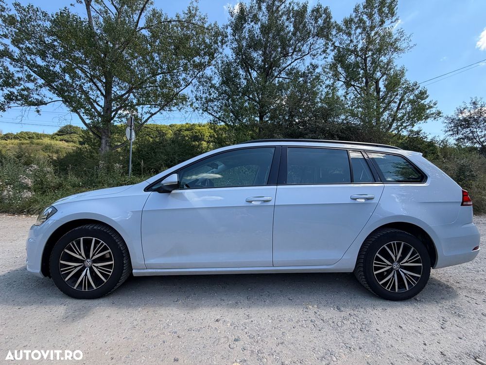 Volkswagen Golf - 3