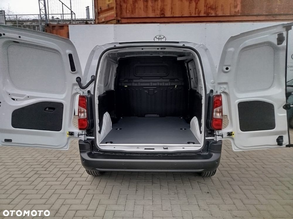 Toyota PROACE CITY - 9