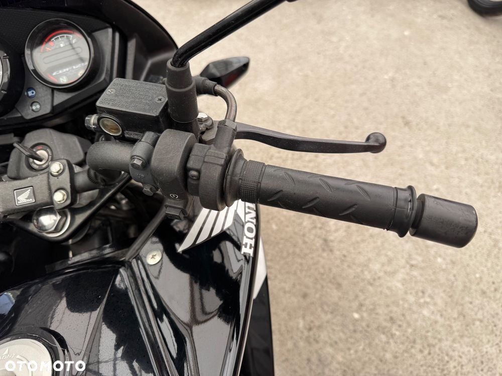 Honda CBF - 10