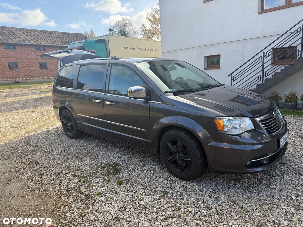 Lancia Voyager 2.8CRD Gold - 3