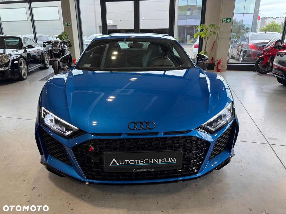 Audi R8 Coupé V10 RWD - 2