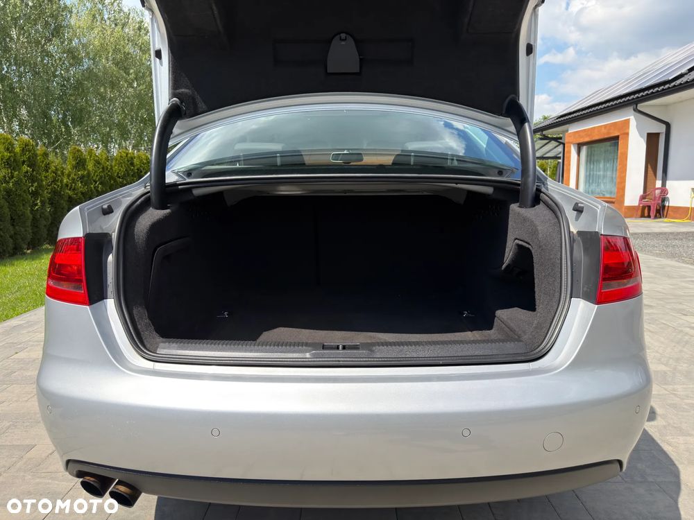 Audi A4 Limousine 1.8 TFSI Ambiente - 40