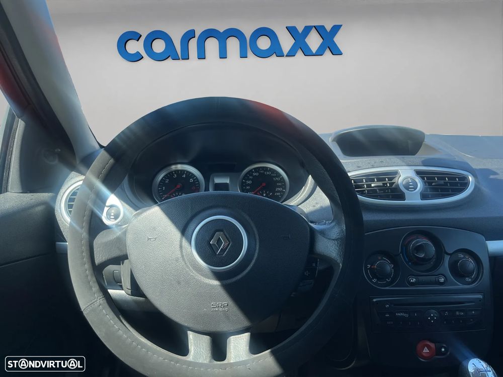 Renault Clio 1.2 16V GT - 9