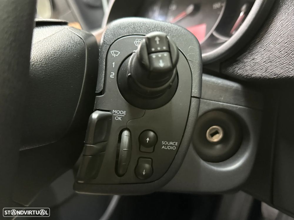 Renault KANGOO MAXI 1.5 DCI - 3 LUGARES - 19