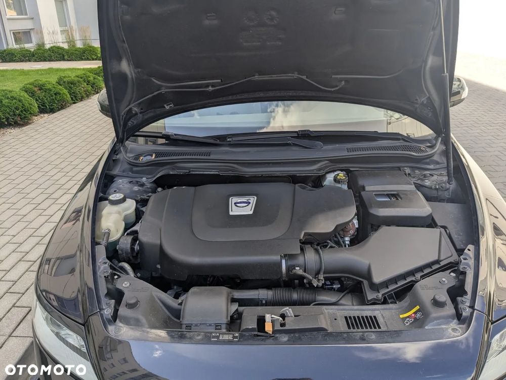 Volvo S40 D3 Kinetic - 11