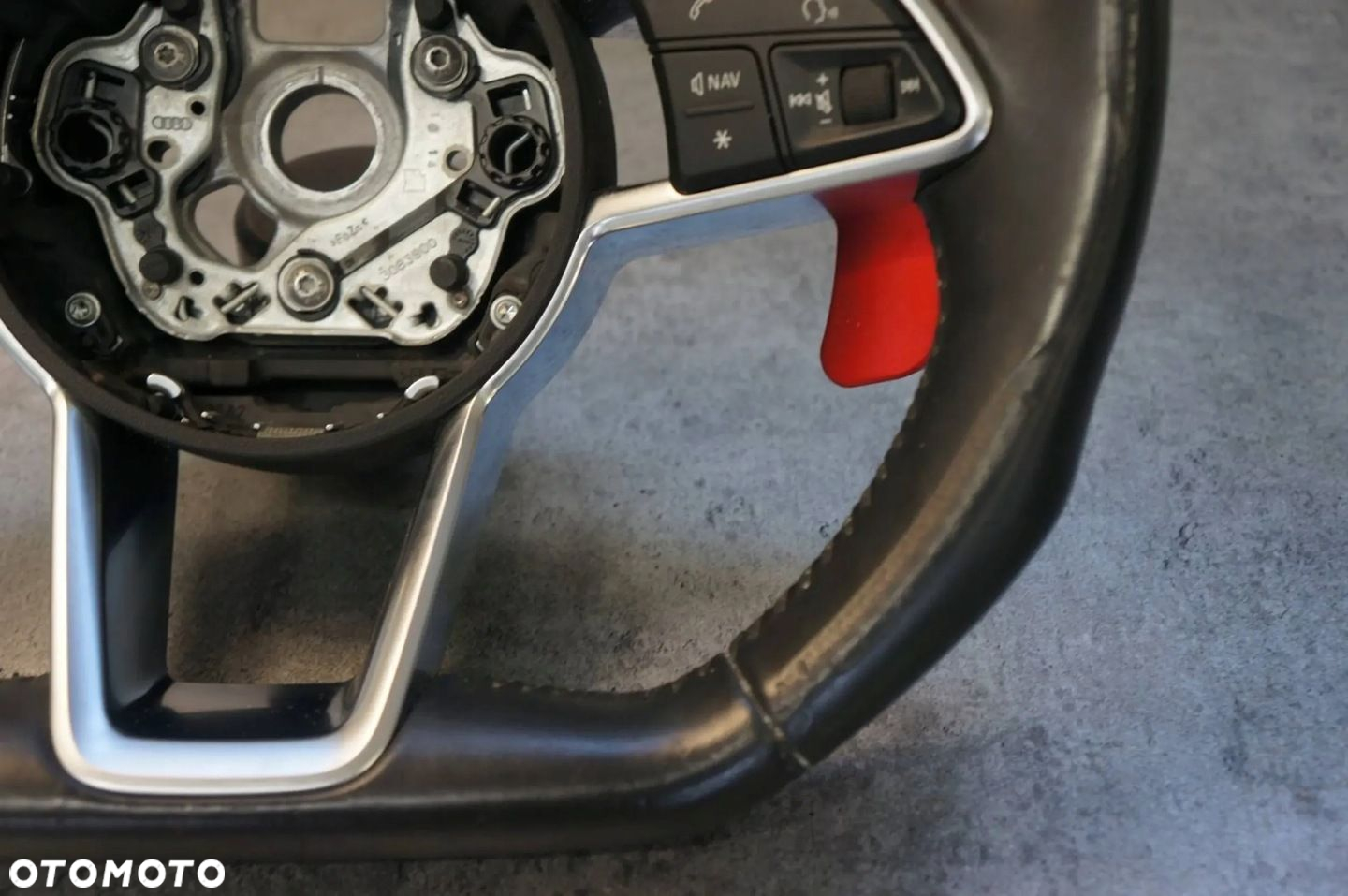 KIEROWNICA SKÓRA SKÓRZANA ŚCIĘTA AUDI TT TTS 8S ŁOPATKI 8S0419091E - 10
