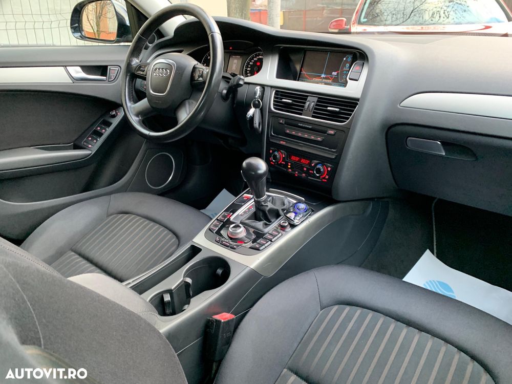 Audi A4 2.0 TDI DPF multitronic Attraction - 6