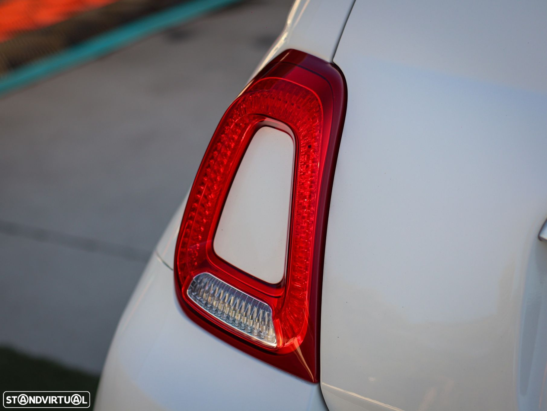 Fiat 500C 1.0 Hybrid Connect - 16