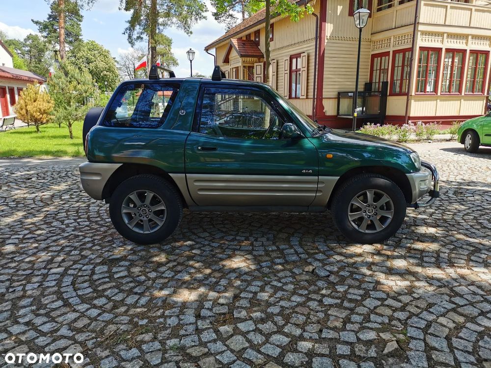 Toyota RAV4 - 5
