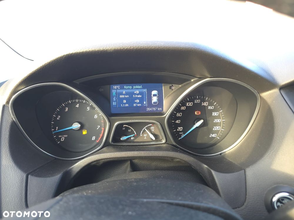 Ford Focus 1.6 EcoBoost Start-Stopp-System Titanium - 22