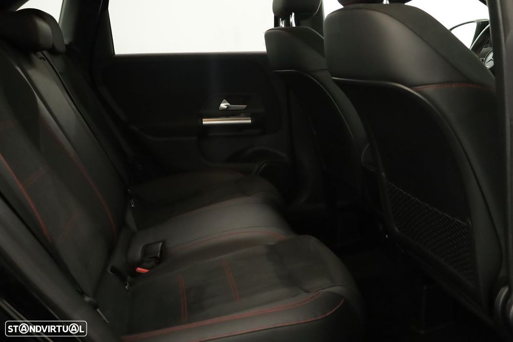 Mercedes-Benz B 180 d - 23