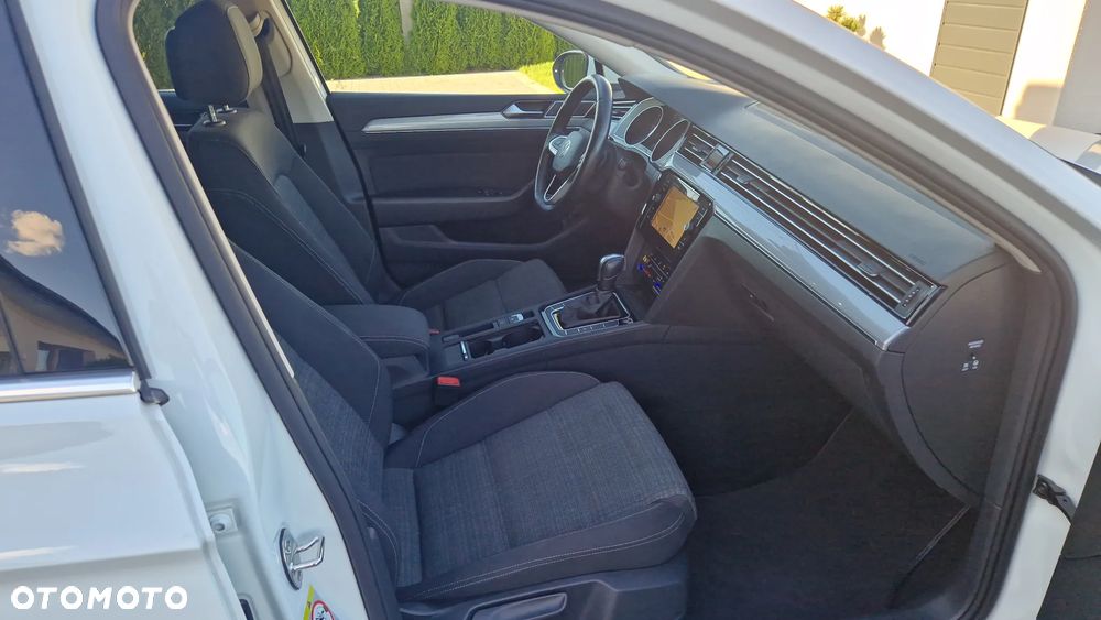 Volkswagen Passat Variant 2.0 TDI BMT Highline DSG - 14