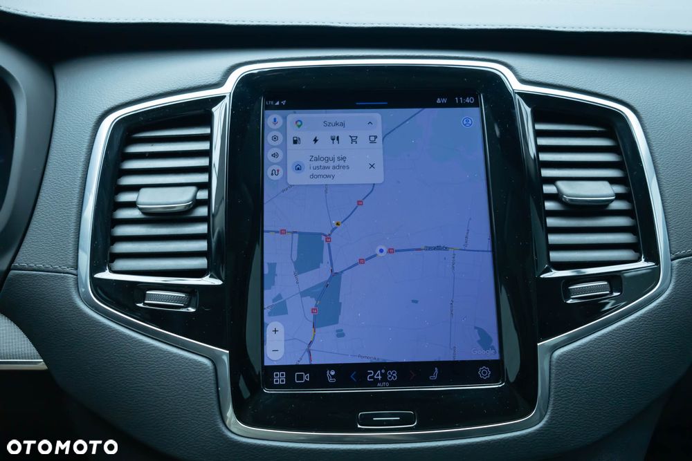 Volvo XC 90 T8 AWD Plug-In Hybrid Ultimate Bright 7os - 24