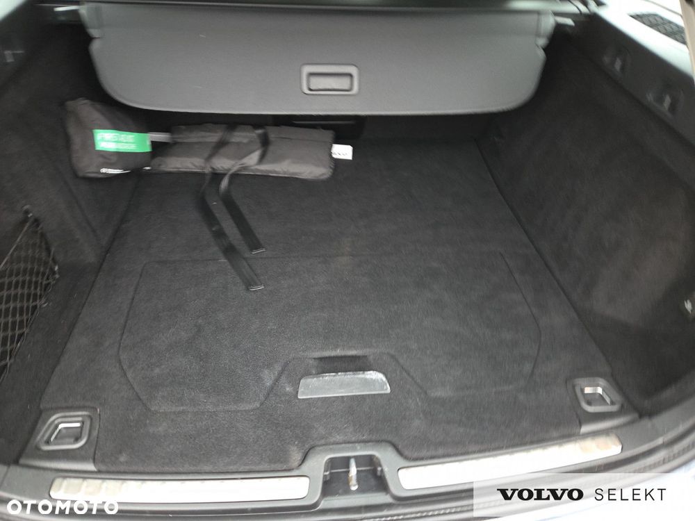 Volvo V60 B4 D Momentum - 21