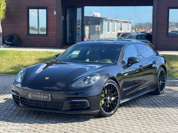 Porsche Panamera Sport Turismo 4 E-Hybrid