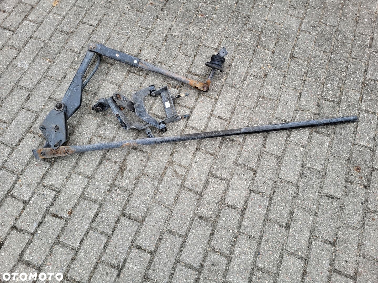 Mechanizm Zmiany Biegów Drążek Wybierak Skrzyni Scania R V8 R500 - 1