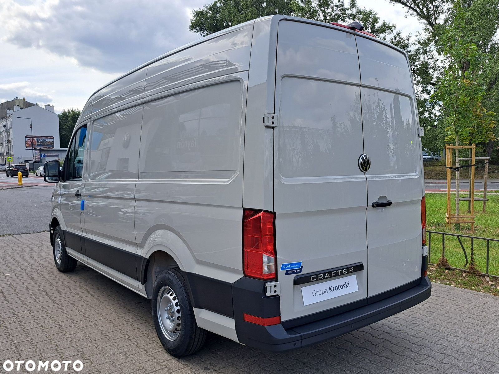 Volkswagen Crafter 2.0 TDI Automat - 8