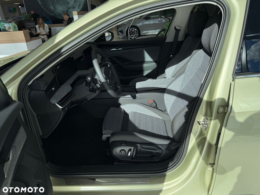 Skoda Superb 2.0 TSI 4x4 Edition 130 DSG - 9