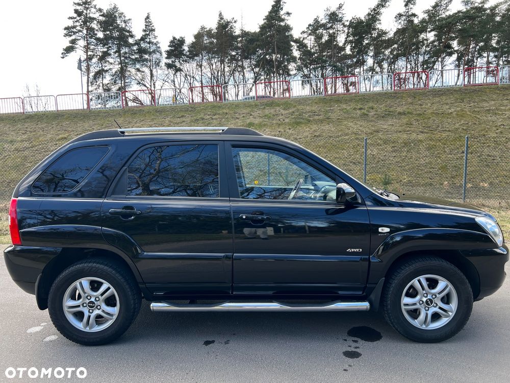Kia Sportage 2.0 CRDi Freedom + - 3