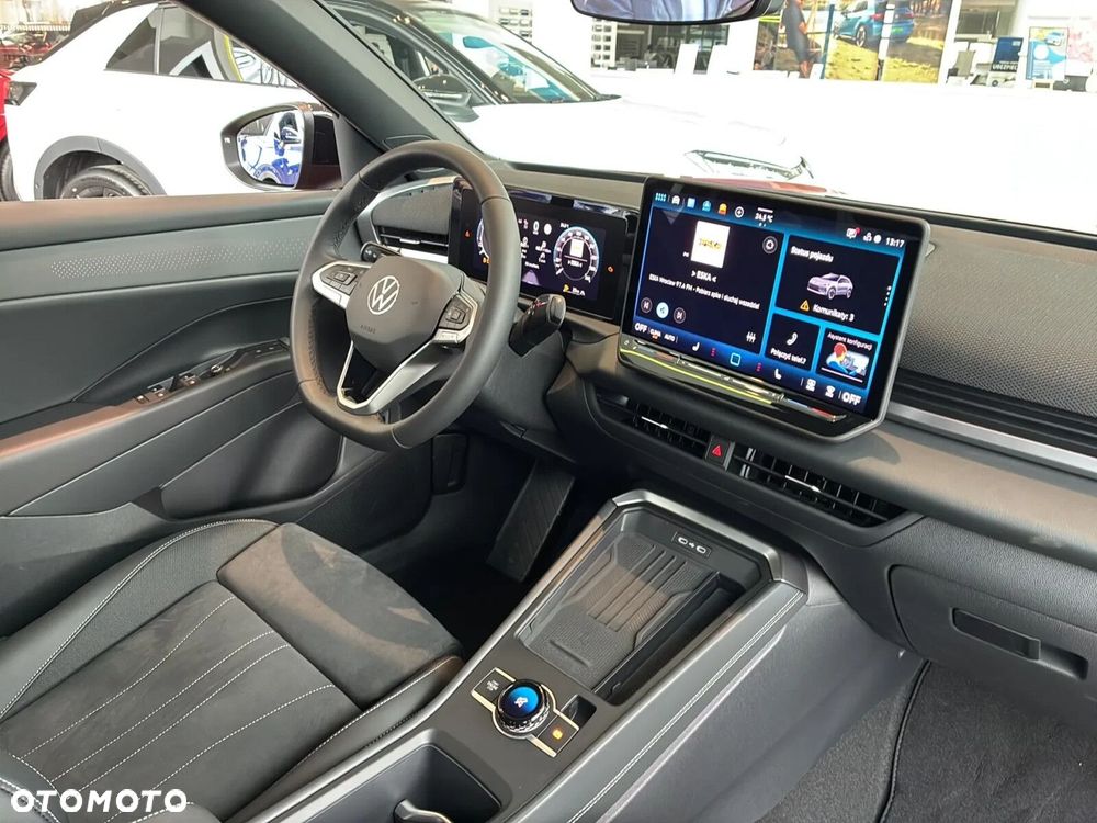 Volkswagen T-Roc - 31
