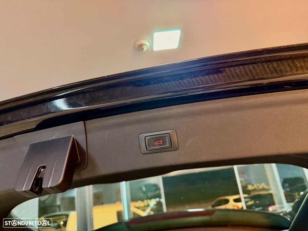 Audi Q3 2.0 TDI Design - 14