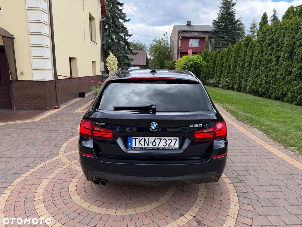 BMW Seria 5 520d xDrive M Sport Edition - 11