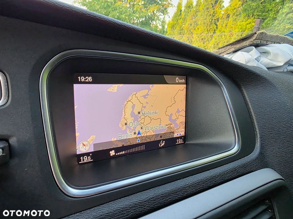 Volvo V40 D2 Geartronic Linje Svart - 17