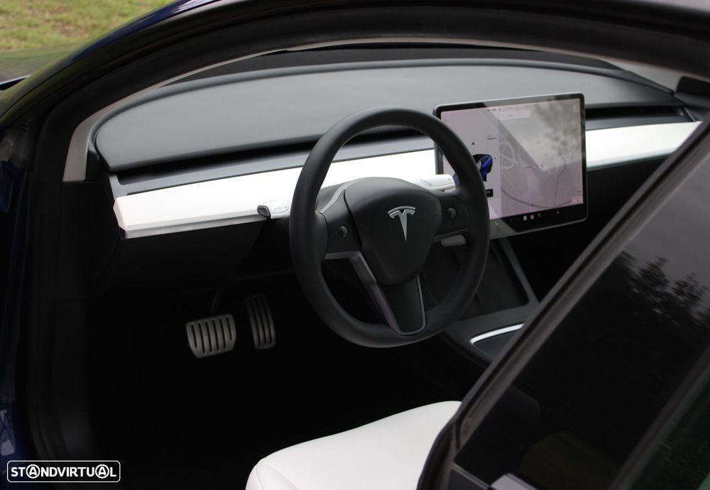 Tesla Model 3 Performance Dual Motor AWD - 34