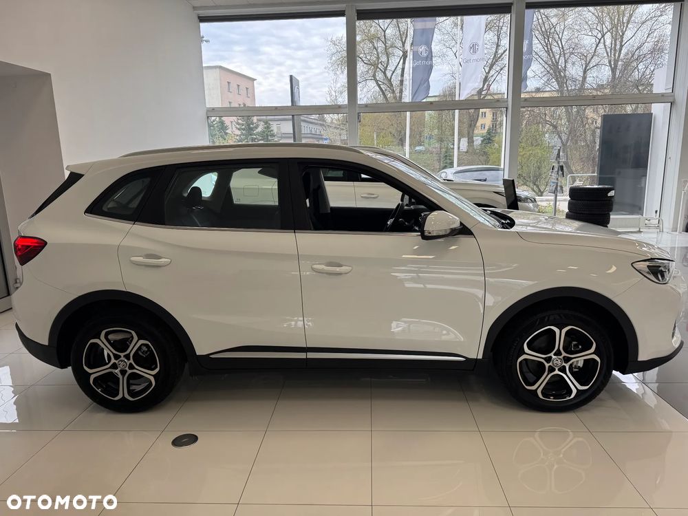 MG ZS 1.5 HEV+ Excite - 9