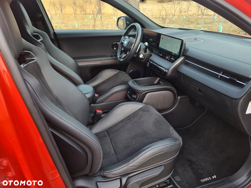 Hyundai IONIQ 5 - 12