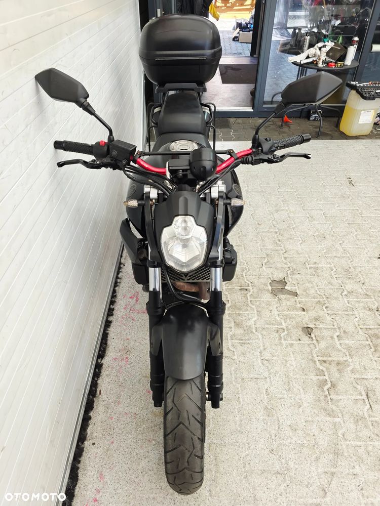 Yamaha MT - 21