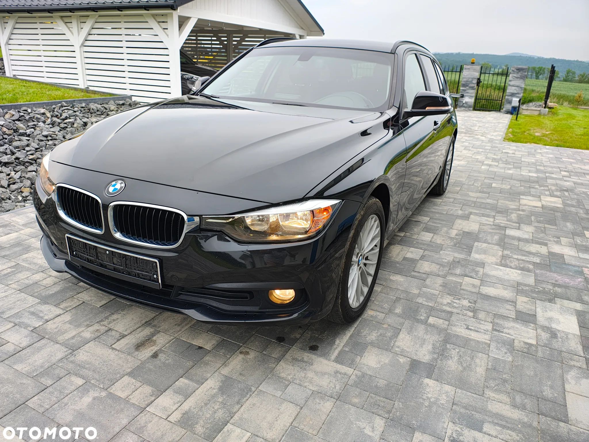 BMW Seria 3 320d Sport Line Shadow - 1